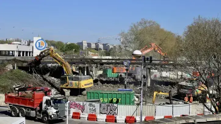 Chantier-Destruction-autopont