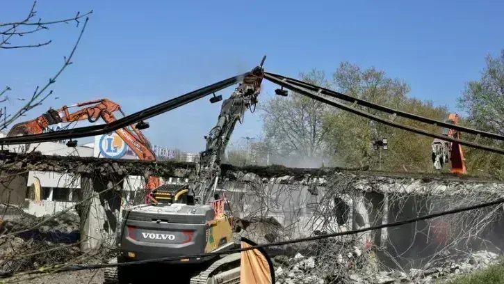 Chantier-Destruction-autopont