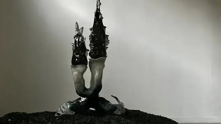 Exposition-Sauroctone-sculpture-en-céramique 