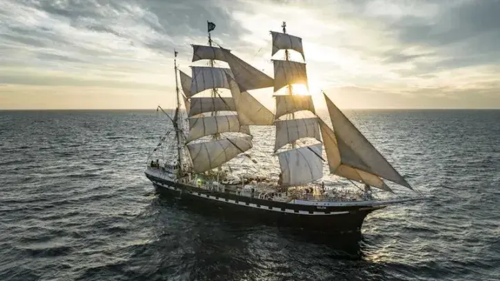 Le Belem, toutes voiles dehors, en train de silloner les mers.