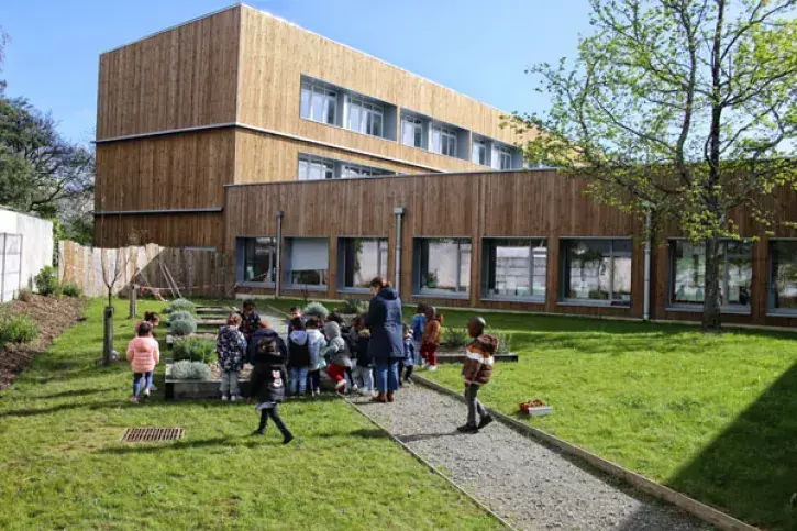 image Cours d'école réinventées-végétalisées