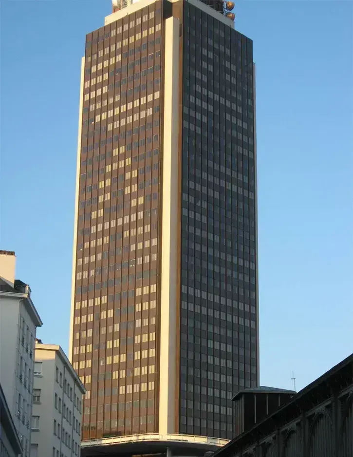 Décriée, la Tour fait malgré tout travailler les imaginaires. Pour ses 20 ans, en 1996, des étudiantes commercialisent 1 000 flacons d'un parfum « Antor ». En décembre 2009, pour le Sommet de Copenhague, l'édifice portent l'inscription WE CAN ACT NOW sur 