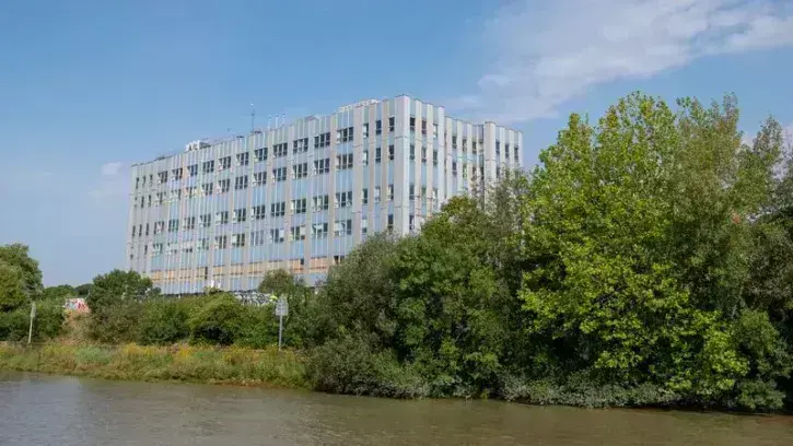 Le futur équipement, d'une surface d'environ 5 000 m², sera accueilli dans le bâtiment du Cap 44 transformé © Patrick Garçon.