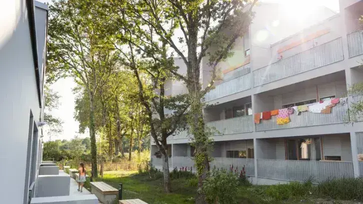 165 logements ont déjà été construits sur ce nouveau quartier à l'est de Nantes, à l'image de la résidence Nidéa, réalisée par Bohuon Bertic Architectes pour Nantes Métropole Habitat. © Jean-Félix Fayolle