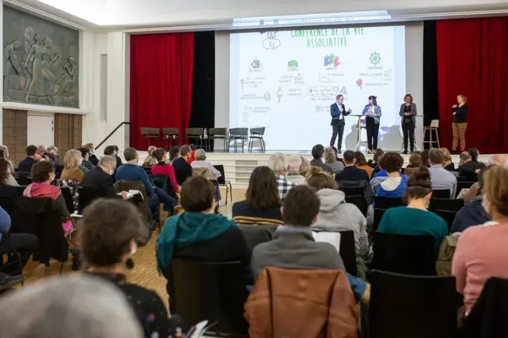 La conférence vie associative réunit, chaque année, près de 200 associations © Céline Jacq