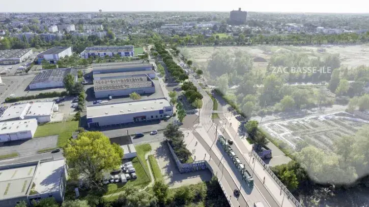 Au débouché du pont des Trois-Continents, au niveau de Basse-Île, le boulevard Victor-Schoelcher va faire sa mue avec la création d'un parvis piéton pour la future piscine métropolitaine olympique et d'un pôle de correspondance tramway, bus, cars et vélo.