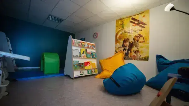 La salle de repos, pour reprendre des forces, au calme. © Céline Jacq pour Nantes Métropole
