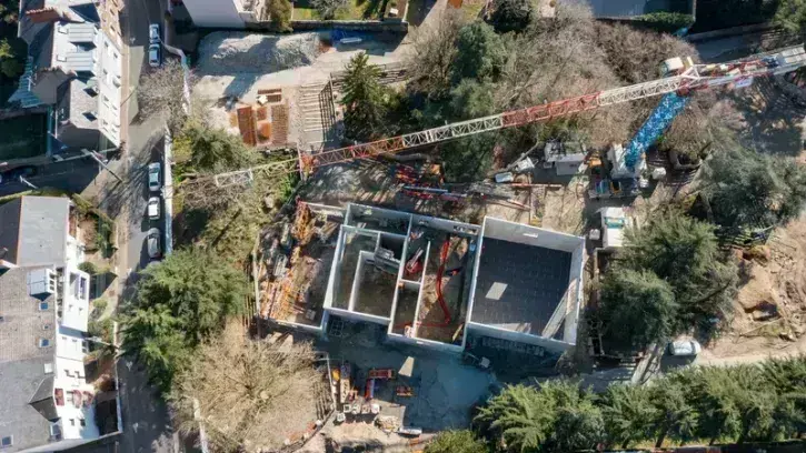 Dans ce nouveau bâtiment seront aménagés un studio de danse, un d'enregistrement, des bureaux, salles de réunion... © Paul Pascal - Département de Loire-Atlantique.