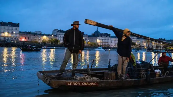 Les escales seront l'occasion d'explorer tous les sujets liés au fleuve Loire : histoire, écologie, techniques... © Jean-Félix Fayolle