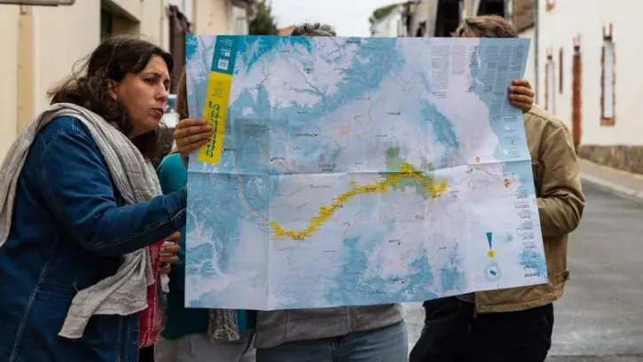 La flottille va parcourir 330 km au fil de l'eau, en traversant deux régions, cinq départements et plus de 50 communes. © Jean-Félix Fayolle