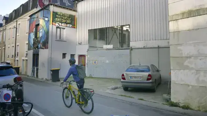 Le hangar Delrue, à proximité du CHU, deviendra le nouveau QG de Pol'N après une importante phase de travaux © Rodolphe Delaroque.