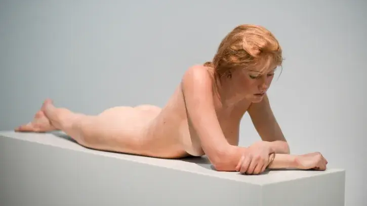 "Amber reclining" de John DeAndrea, l'un des pionniers de l'hyperréalisme © Thierry Mézerette