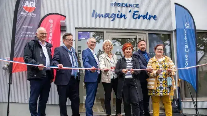 La résidence Imagin'Erdre était inaugurée vendredi 6 septembre 2024 en présence de Valérie Coussinet, conseillère municipale déléguée à la vie étudiante et au logement des jeunes, et de Catherine Piau et Catherine Bassani, élues de quartier Nantes Erdre. 