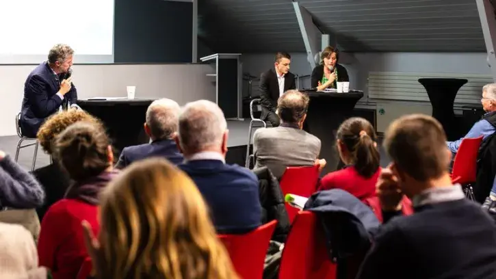 Près de 1300 personnes ont participé aux rendez-vous proposés par la Métropole afin de s'informer et d'émettre des avis sur le futur pôle d'écologie urbaine, qui prendra place sur la Prairie-de-Mauves, à Nantes. © Céline Jacq pour Nantes Métropole