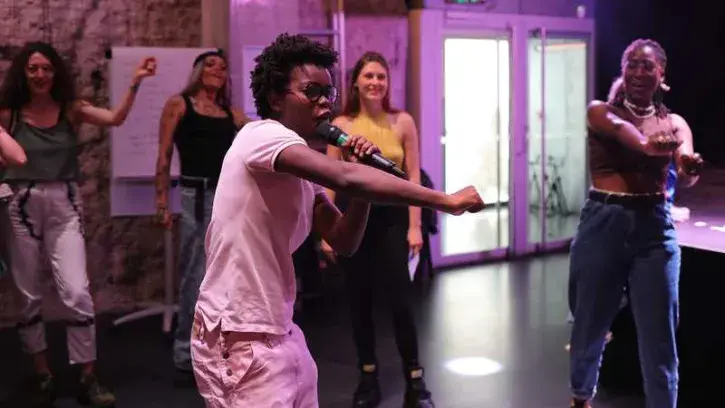 Le Summer Camp est l'occasion pour les participantes de développer sa pratique, renforcer son projet musical et se faire un réseau © Margaux Martin.
