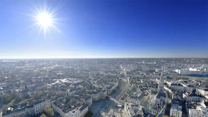 La ville de Nantes vue sous le soleil. © Rodolphe Delaroque