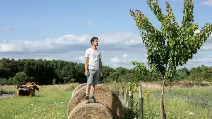 Martin Joffre, maraîcher à la ferme des Faillis Marais, à La Chapelle-sur-Erdre. © Céline Jacq