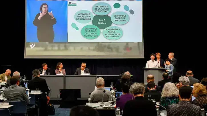 Le conseil métropolitain a adopté la feuille de route du Grand débat sur la fabrique de nos villes. © Thierry Mezerette