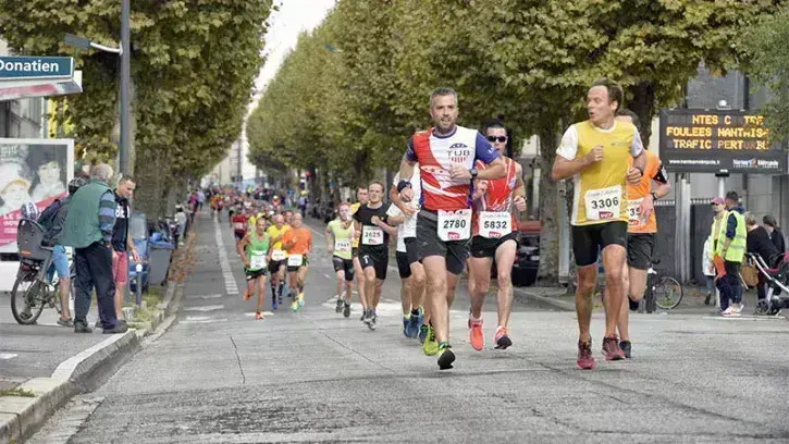 Les 5 000 coureurs arpenteront 12 kilomètres dans le centre de Nantes. © Rodolphe Delaroque / Nantes Métropole