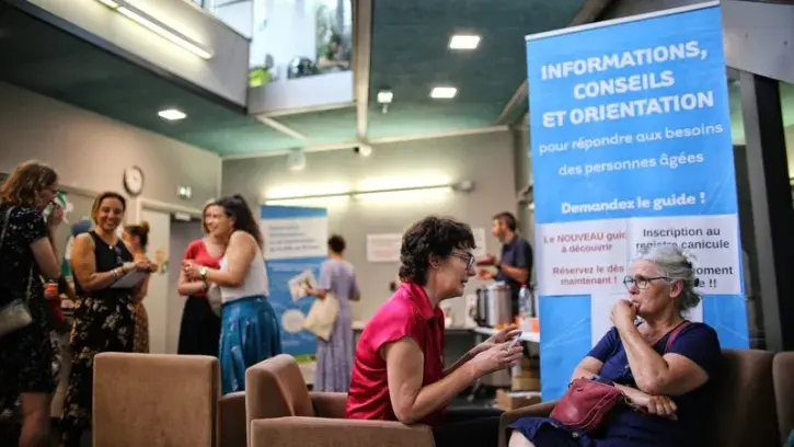 Outre l'information via les agents d'accueil, toutes les autres services de l'espace seniors sont sur rendez-vous ou inscription. © Romain Boulanger pour Nantes Métropole
