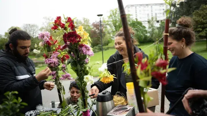 Le festival des 48 h de l'agriculture urbaine a été l'occasion d'échanger sur le projet de ferme urbaine qui s'installera en 2025 sur une partie du parc des Dervallières. © Ludovic Failler pour Nantes Métropole