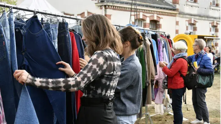 La générale, Caserne Mellinet, accueille vides dressing et friperies © Rodolphe Delaroque / Nantes Métropole.