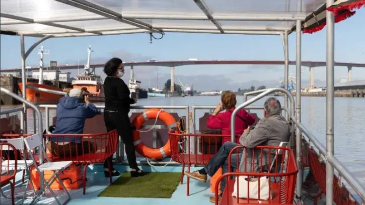 Fruit de plusieurs années de travail, le Schéma de développement des occupations et usages du fleuve recense les dispositions réglementaires applicables en bords de Loire ainsi que les enjeux environnementaux qui y sont associés. © Jean-Félix Fayolle