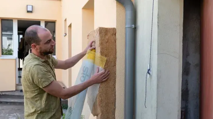À Saint-Herblain, Aurélie Coudrière et Simon Péan ont entièrement rénové leur maison avec près de 60% d'aides de Nantes Métropole et de l'ANAH. © Loïc Gatteau