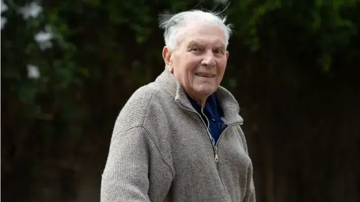 Robert Garcion, un centenaire vaillant encore impliqué dans la vie de son quartier Madeleine-Champ-de-Mars © Christiane Blanchard pour Nantes Métropole