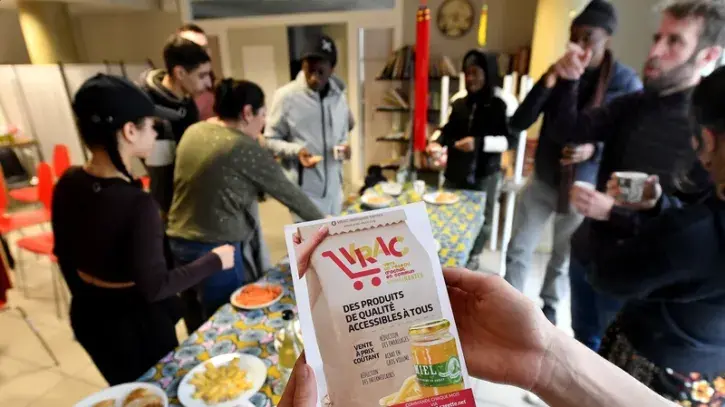 Un buffet a été concocté par les jeunes en clôture de la semaine dédiée à l'alimentation durable © Marc Roger.